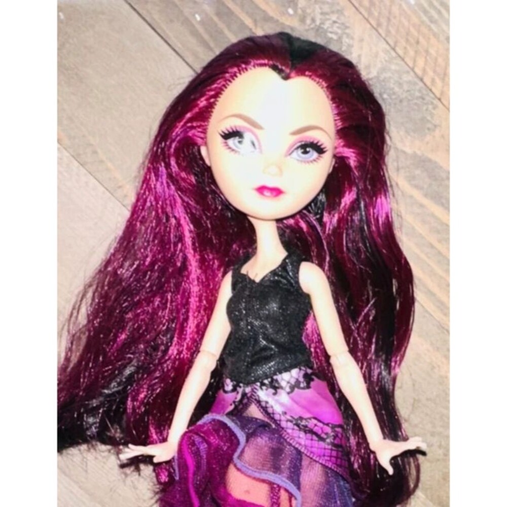 Ever After High Doll Raven Queen First Chapter Wave Royals Rebels 2013